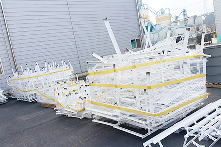 CABLE TRAY